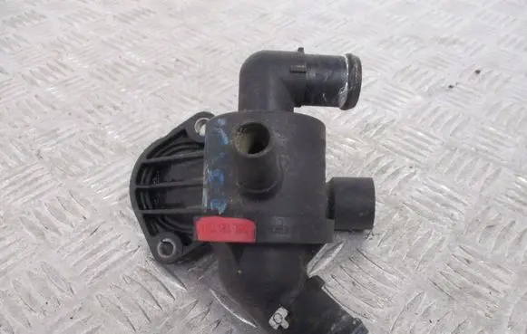 Skoda Rapid (120G, 130G, 135G) Thermostat housing 03L121111AE