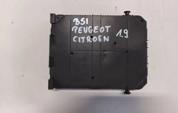 Citroen C3 Fuse box set 9832880680