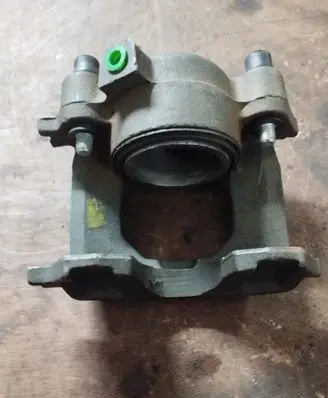 Dodge Durango I Front brake caliper