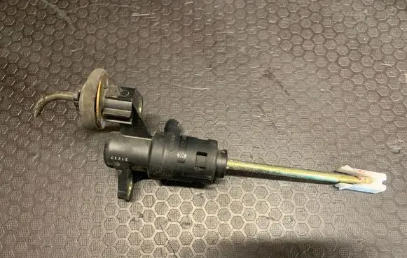 Audi A4 S4 B7 8E 8H Clutch master cylinder 8E1721401A