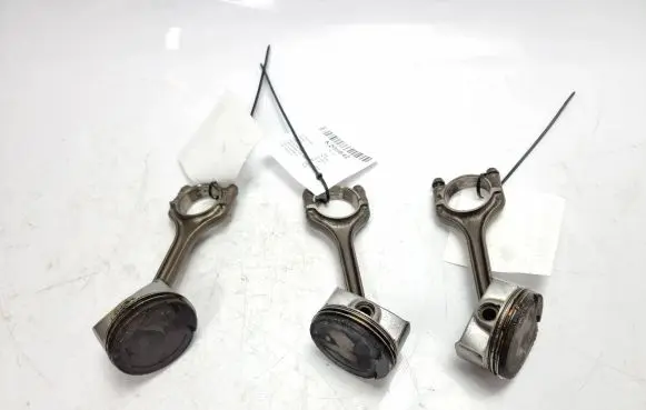 Skoda Fabia Mk3 (NJ) Piston with connecting rod CHYB