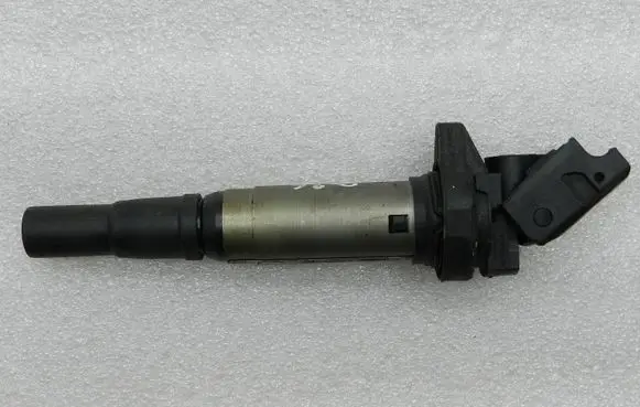 High voltage ignition coil