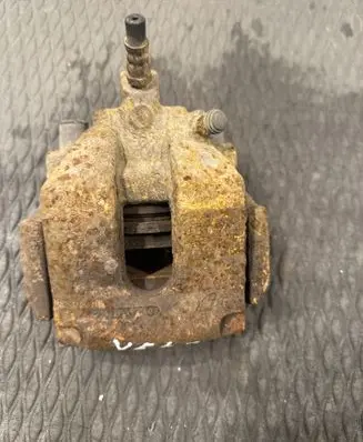 Volvo XC90 Rear brake caliper