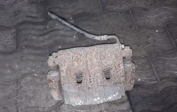 Cadillac SRX Front brake caliper NOCODE