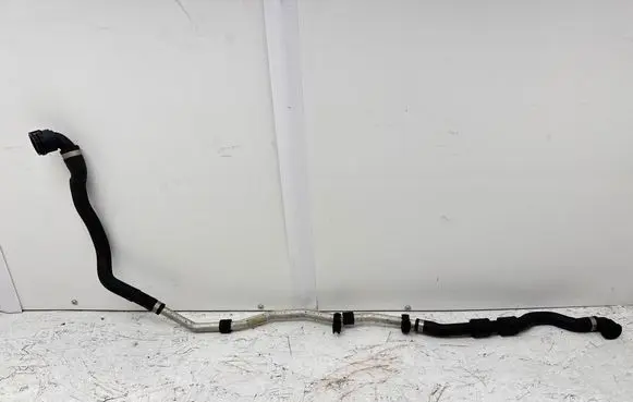 BMW 4 F32 F33 Coolant pipe/hose 17127627102 7627102