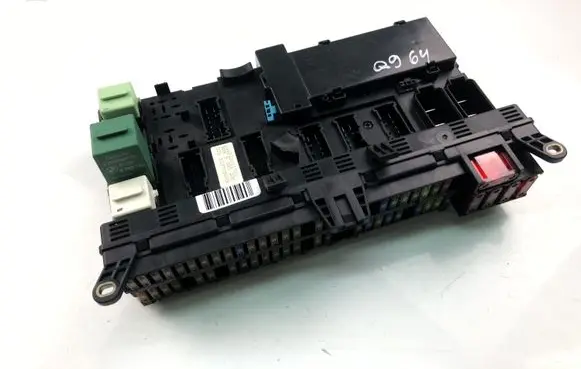 BMW X5 E53 Fuse box set 518705009