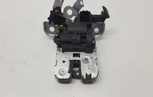 Volkswagen Jetta VI Tailgate/trunk/boot lock/catch/latch 5C6827505D