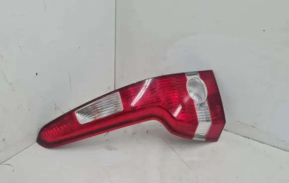 Volvo V50 Rear/tail lights 30698918