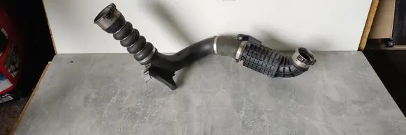 BMW X1 F48 F49 Intercooler hose/pipe 8577233 11618577233