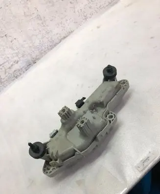 Volvo V40 Cross country Vacuum air tank 31480478