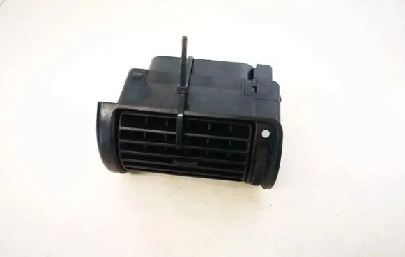 Audi A4 S4 B5 8D Dash center air vent grill 8d1820902