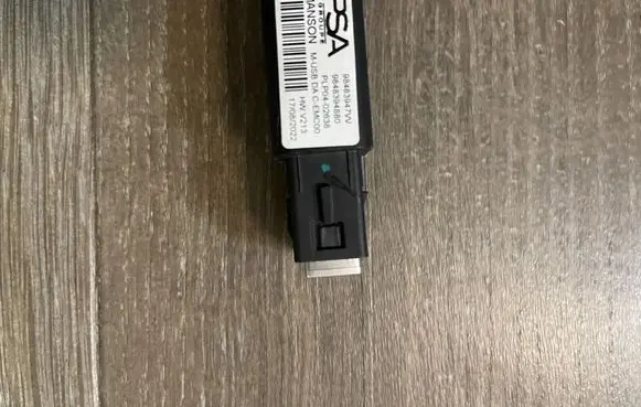 Citroen C4 II Other devices 98483947VV