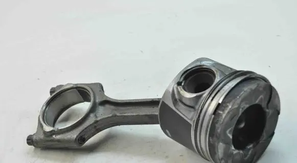 Piston