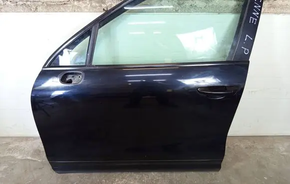 Porsche Cayenne (92A) Front door DRZWICAYENNE