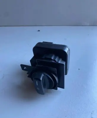 Mercedes-Benz A W169 Light switch 1695452704 32221101 1054712