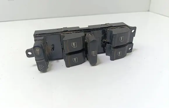 Volkswagen PASSAT B5.5 Electric window control switch 1J4959857D