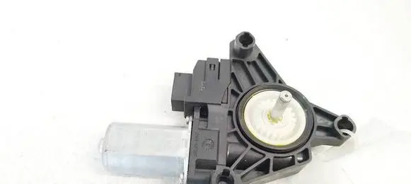 Mercedes-Benz C W205 Rear door window regulator motor A2059060301