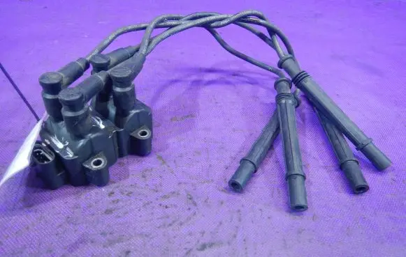 Renault Kangoo I High voltage ignition coil H7700873701