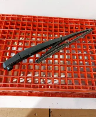 Lexus CT 200H Rear wiper blade 