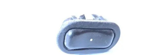Opel Zafira A Electric window control switch 90561388