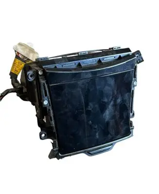 Hyundai i40 Glove box 846353Z100 TB2421