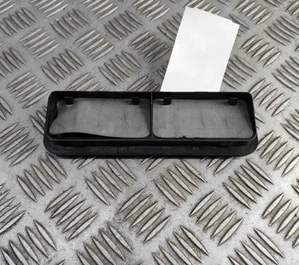 Skoda Kamiq Quarter panel pressure vent 6V0819465B