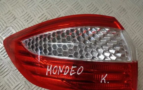 Ford Mondeo MK IV Rear/tail lights 7S7113405B