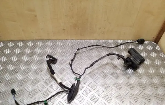 Volkswagen Golf Plus Rear door wiring loom 5M0971694AH