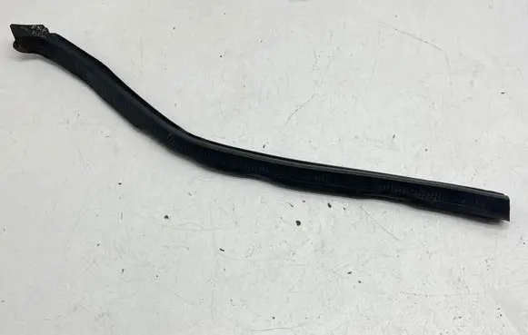 Ford Explorer VI Rubber seal rear door