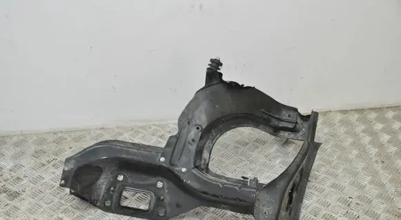 Mercedes-Benz GL X164 Headlight/headlamp mounting bracket 