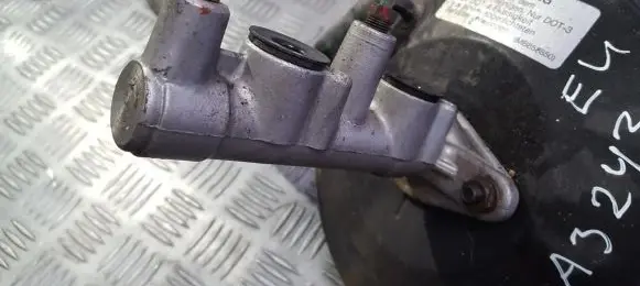 Mitsubishi Colt Master brake cylinder