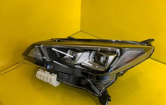 Nissan Leaf II (ZE1) Headlight/headlamp 260605SH5B