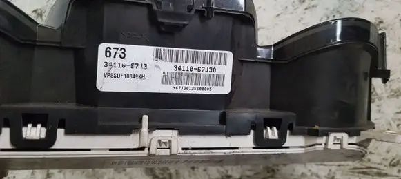 Suzuki Grand Vitara I Speedometer (instrument cluster)