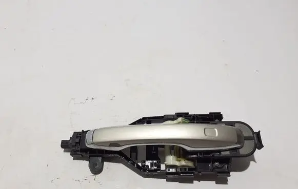 Volvo XC90 Front door exterior handle 
