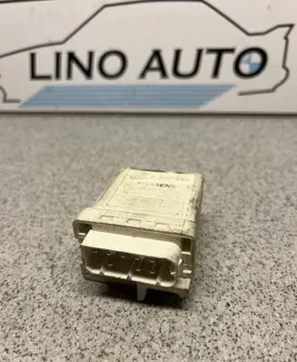 Glow plug pre-heat relay