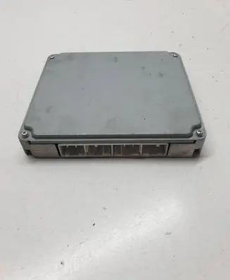 Toyota Avensis T250 Engine control unit/module 17580086822 8366105C71A