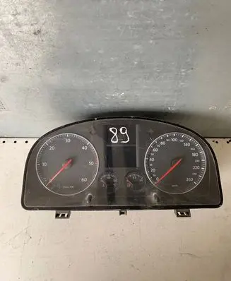 Volkswagen Touran I Speedometer (instrument cluster) 1T0920862A VWZ7Z0E2250960 V0003000