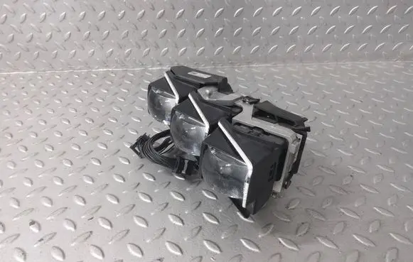 Audi Q7 4M Headlight part 10050020000 100500036154 4M0941036