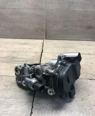 Mercedes-Benz E W213 EGR valve A6541404401