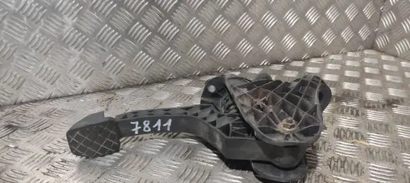 Clutch pedal