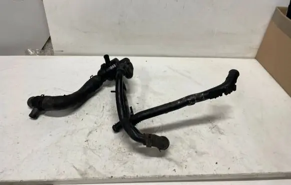 Volkswagen PASSAT B7 Thermostat 03L121111