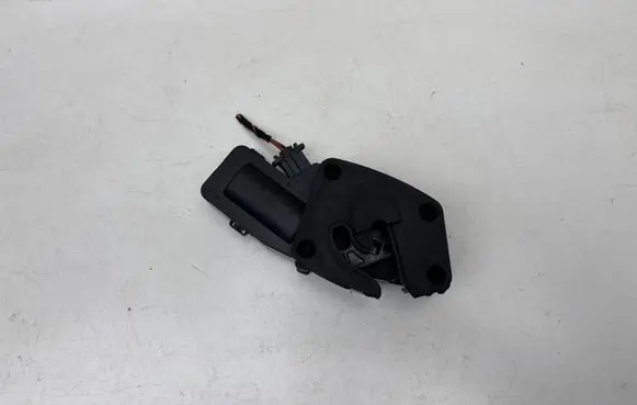 Skoda Superb B6 (3T) Tailgate/trunk/boot lock/catch/latch 3T0827299B