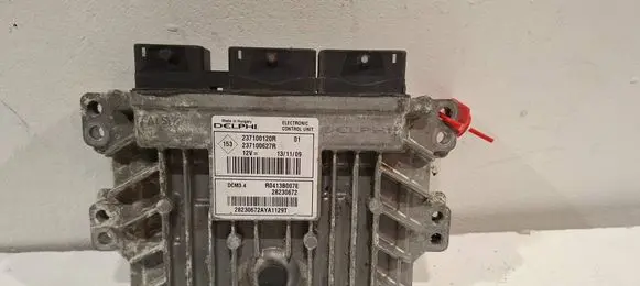 Renault Megane III Engine control unit/module 237100120R 237100627R