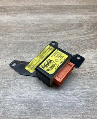Renault Megane I Airbag control unit/module 7700841176A 550383100
