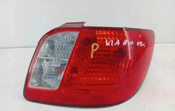 KIA Rio Rear/tail lights