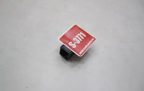 Volkswagen Tiguan AUX in-socket connector 5Q0035724