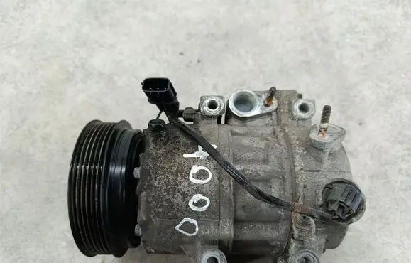 KIA Sportage Air conditioning (A/C) compressor (pump) 