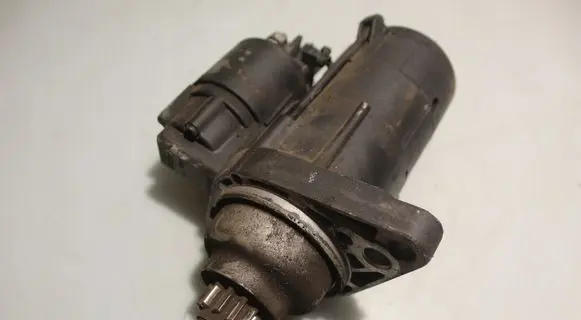 Volkswagen Cross Polo Starter motor