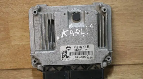 Volkswagen Caddy Engine control unit/module 03G906021FF 1039S13099 0281013157