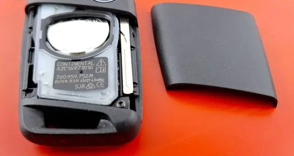 Skoda Superb B8 (3V) Ignition key/card 3V0959752M